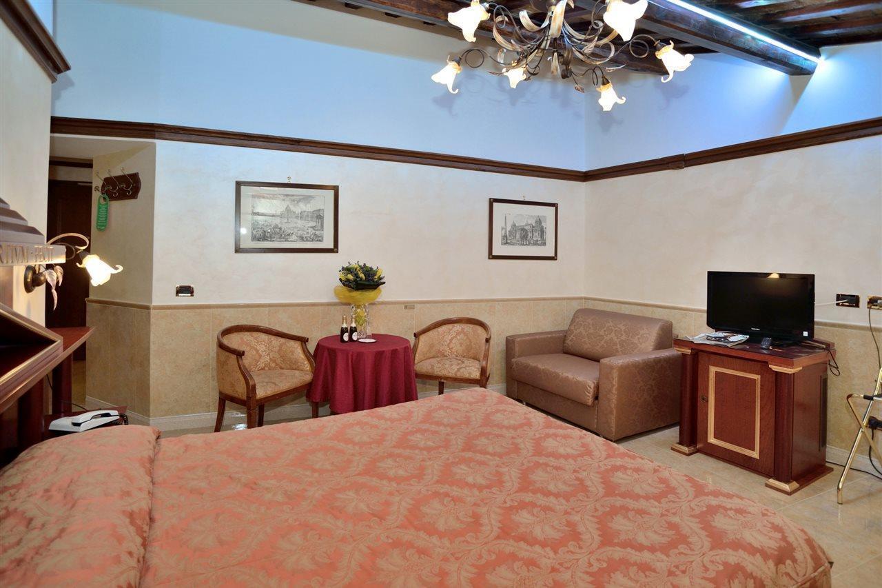 Hotel Pantheon Rome Bagian luar foto